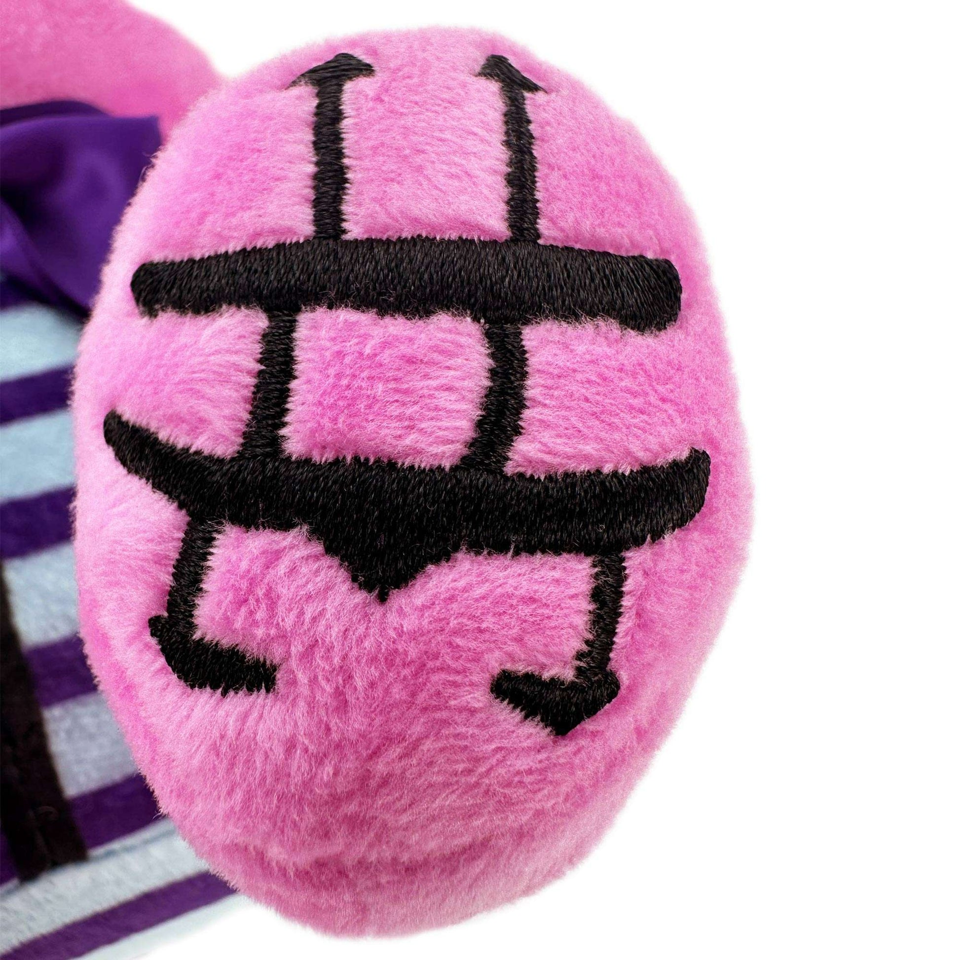 ゴス風の不気味なピンクウサギぬいぐるみ