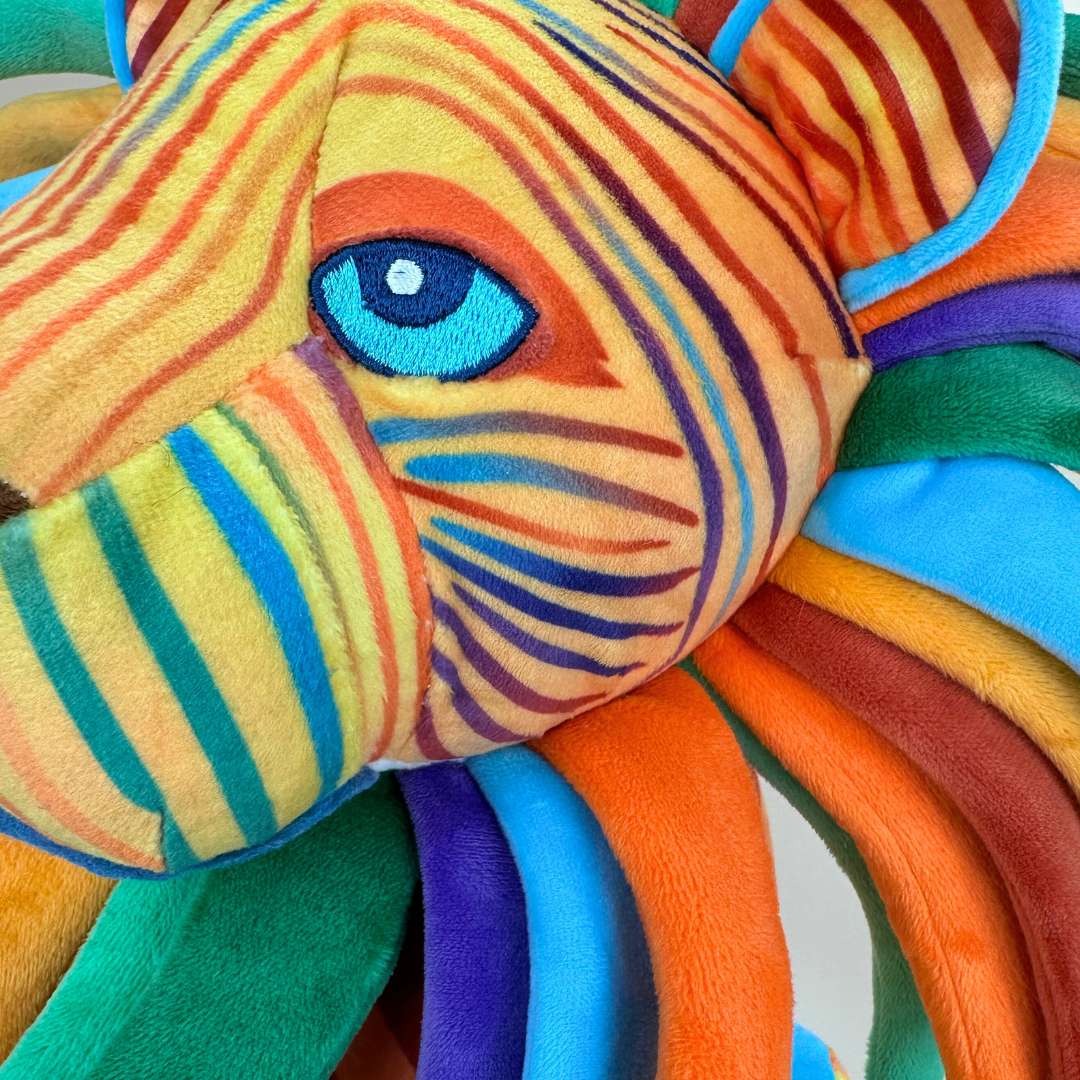 鮮やかなアートのアートドールライオンぬいぐるみ