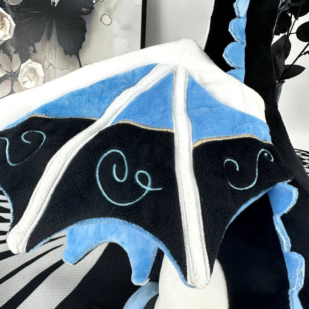 ブラック&ブルー ゴス ドラゴンぬいぐるみ