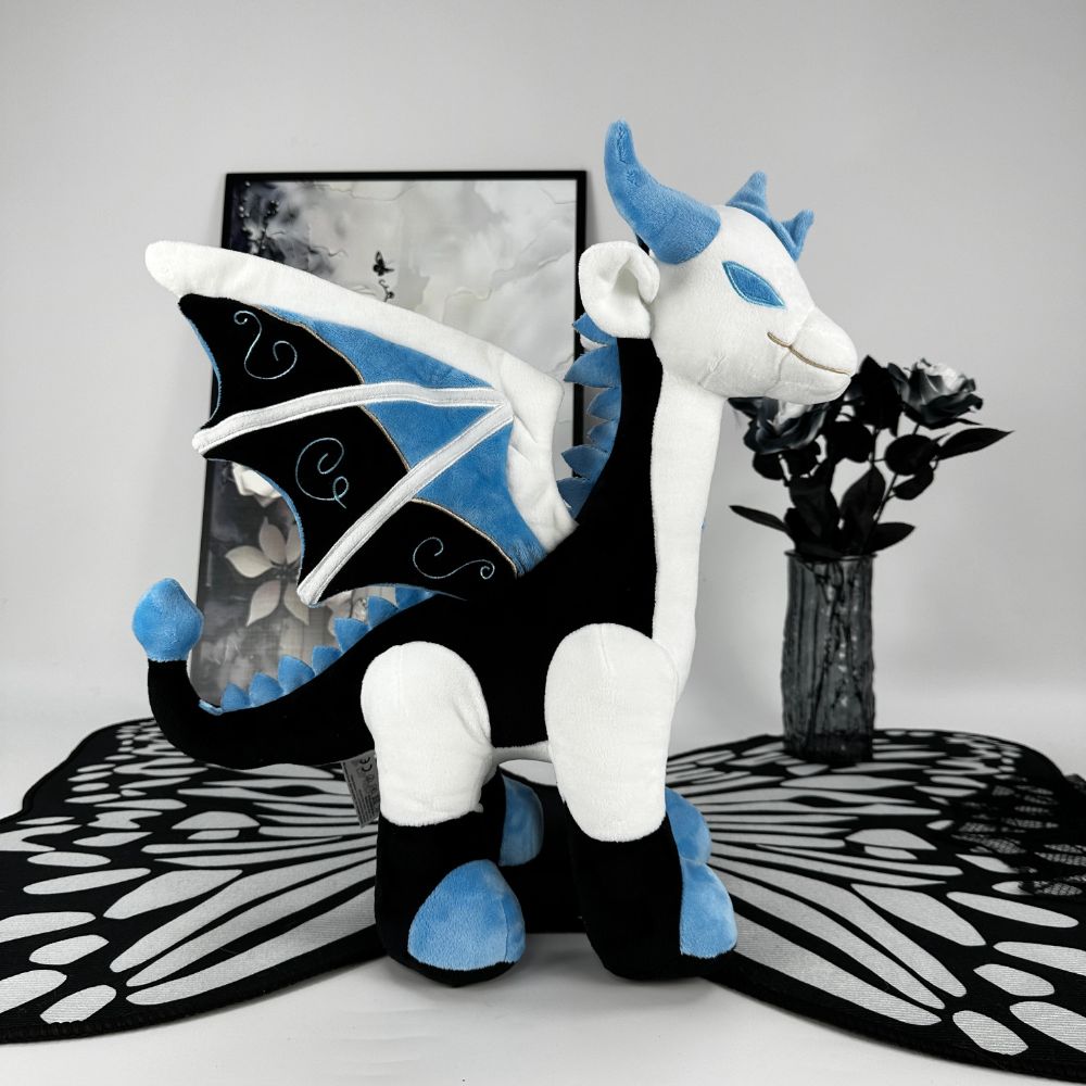ブラック&ブルー ゴス ドラゴンぬいぐるみ