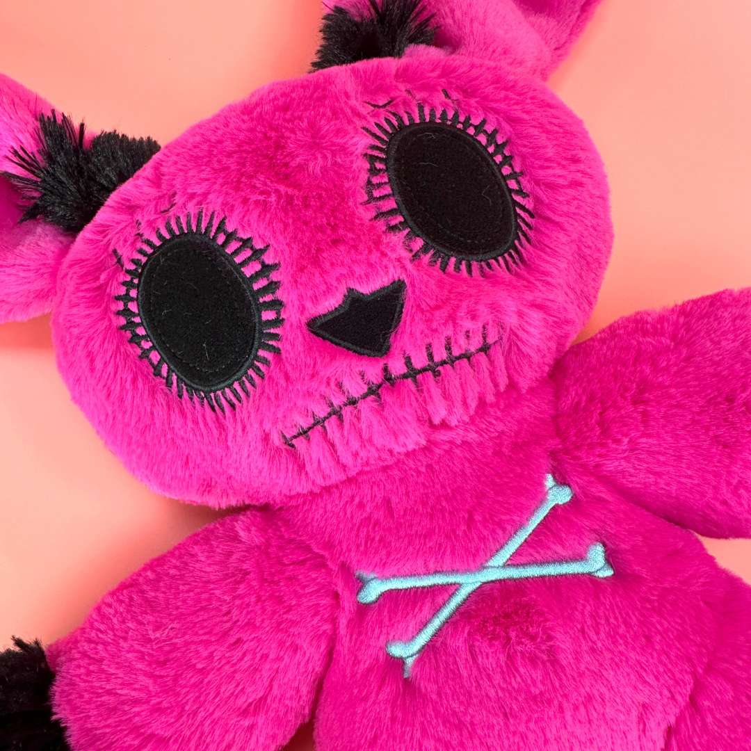 ゴス風スタンディングパウズローズカラーぬいぐるみバニー