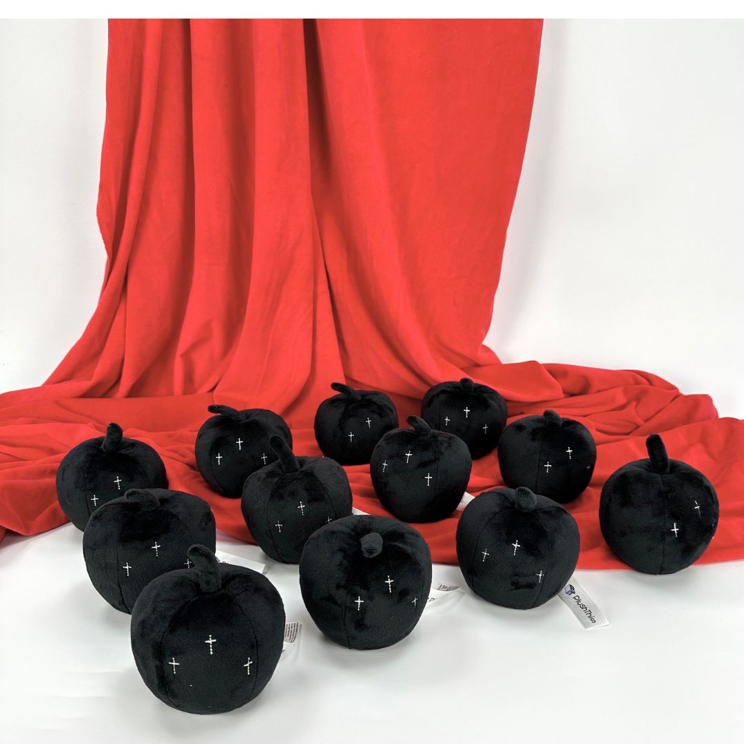 ゴスブラックアップルぬいぐるみ