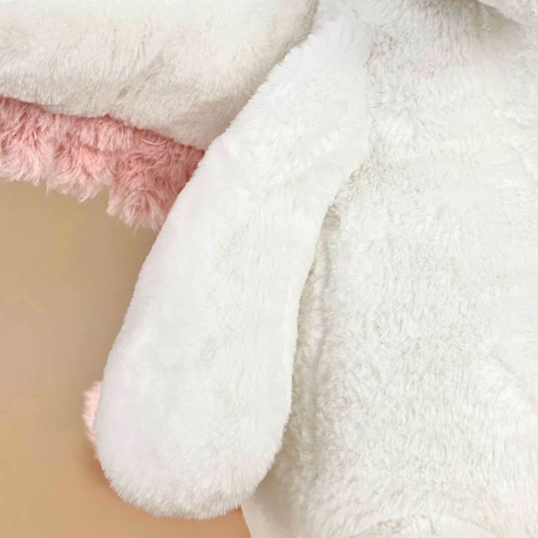 可愛い白とピンクのユニコーンぬいぐるみ