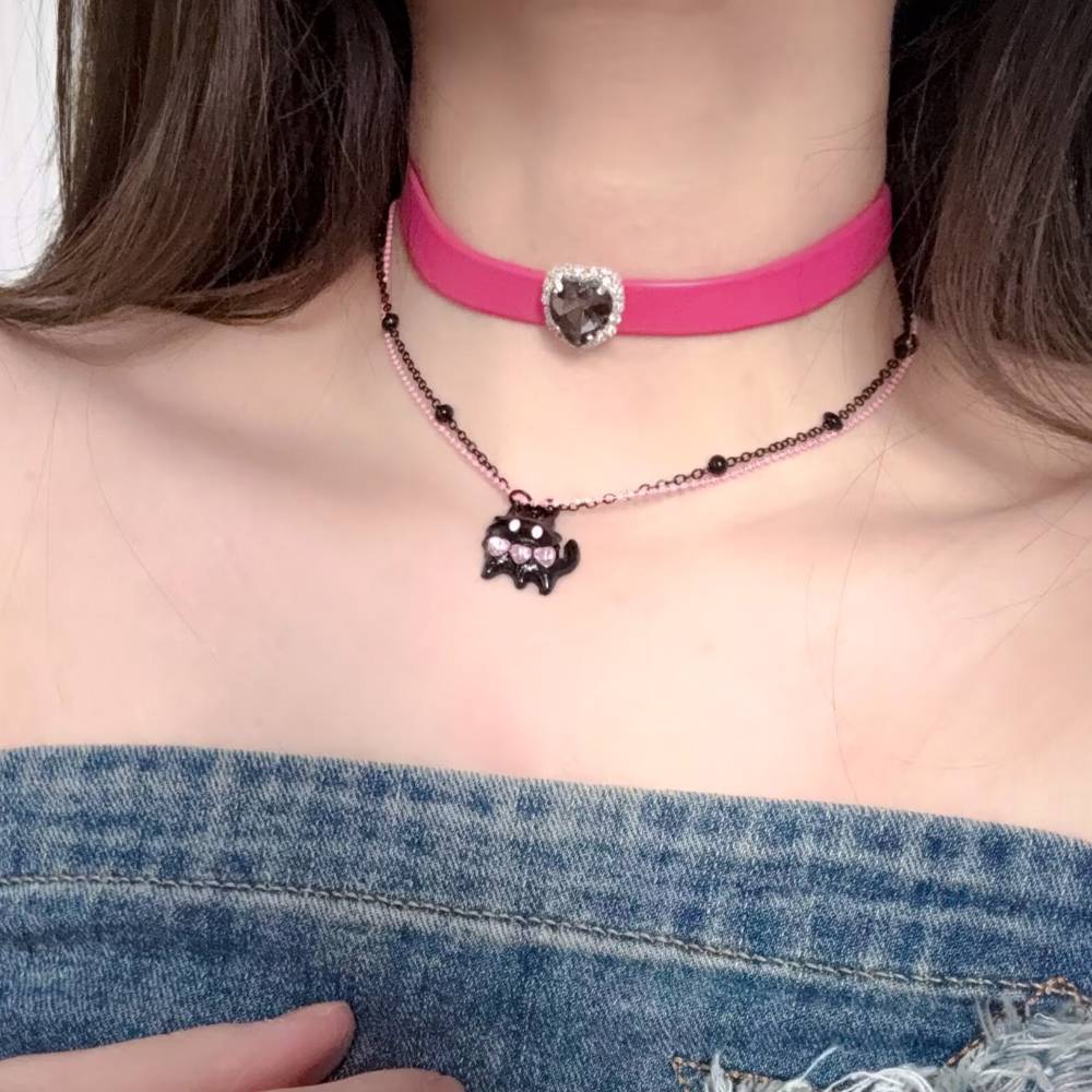 レザーピンク黒紐 チョーカー可愛い コレクション
