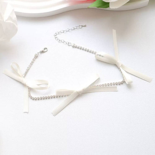 3連リボン ラインストーン輝く リボン紐 チョーカー可愛い