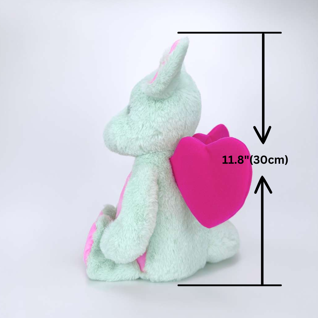 可愛いグリーンドラゴンぬいぐるみピンクのハートの羽付き