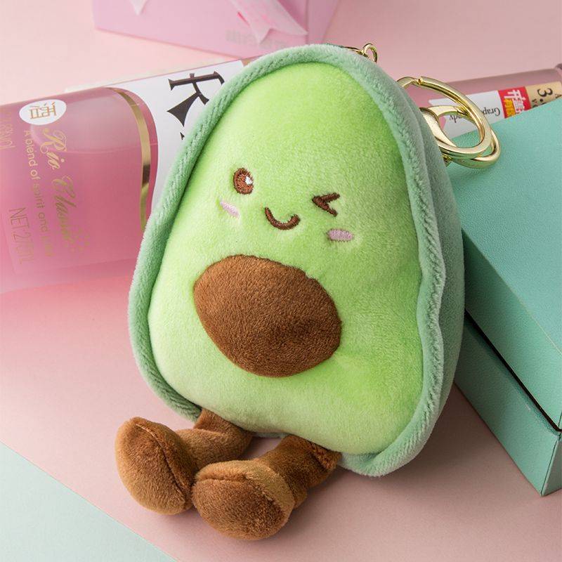 キュートなフルーツのぬいぐるみ