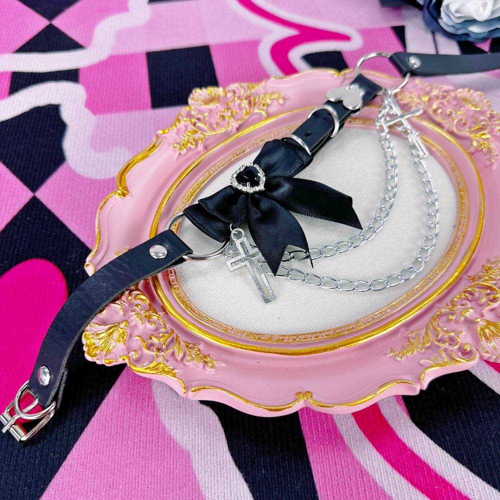 ゴシック ハートクリスタル ブラックレザーチョーカー