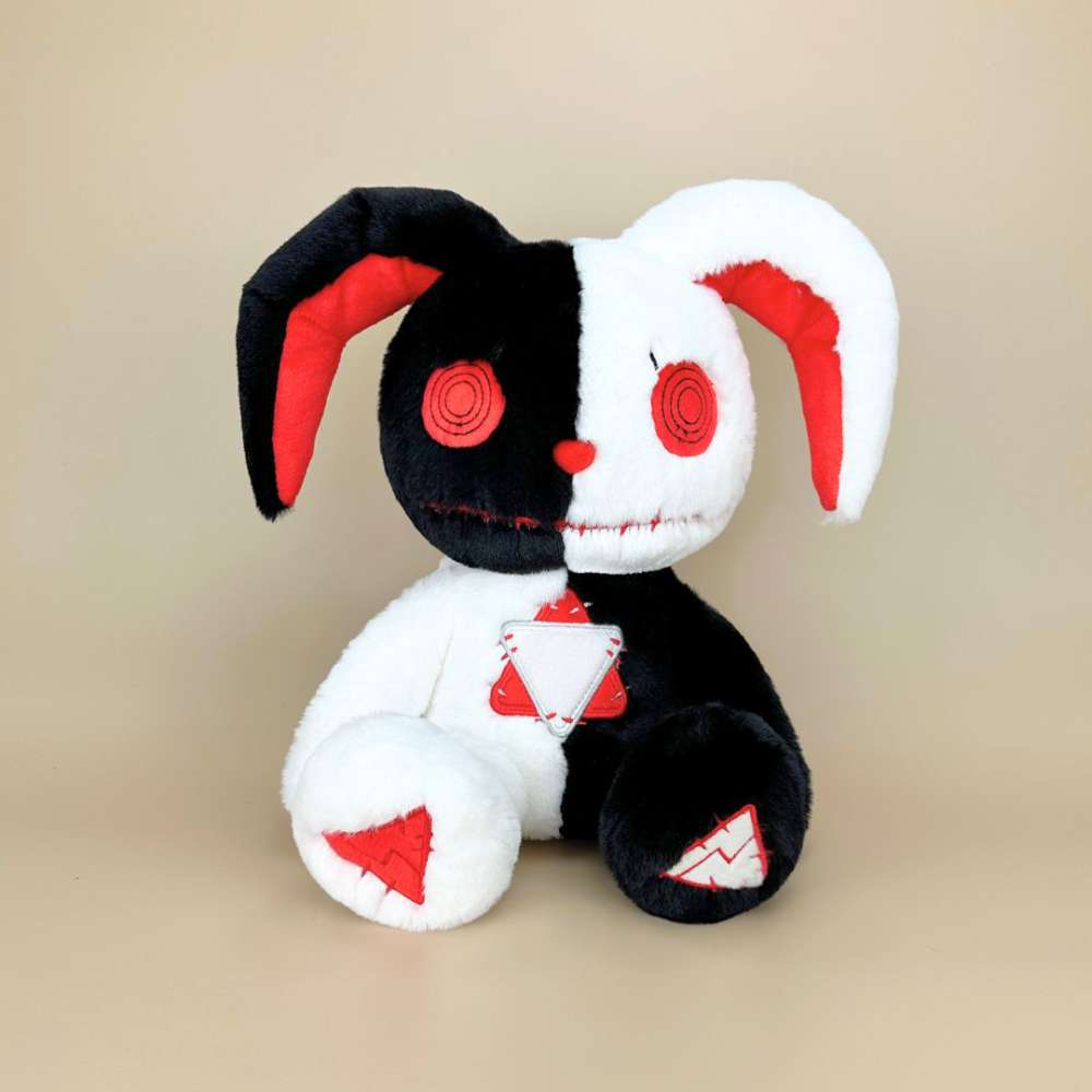 ゴスヴードゥー黒と白のバニーぬいぐるみ