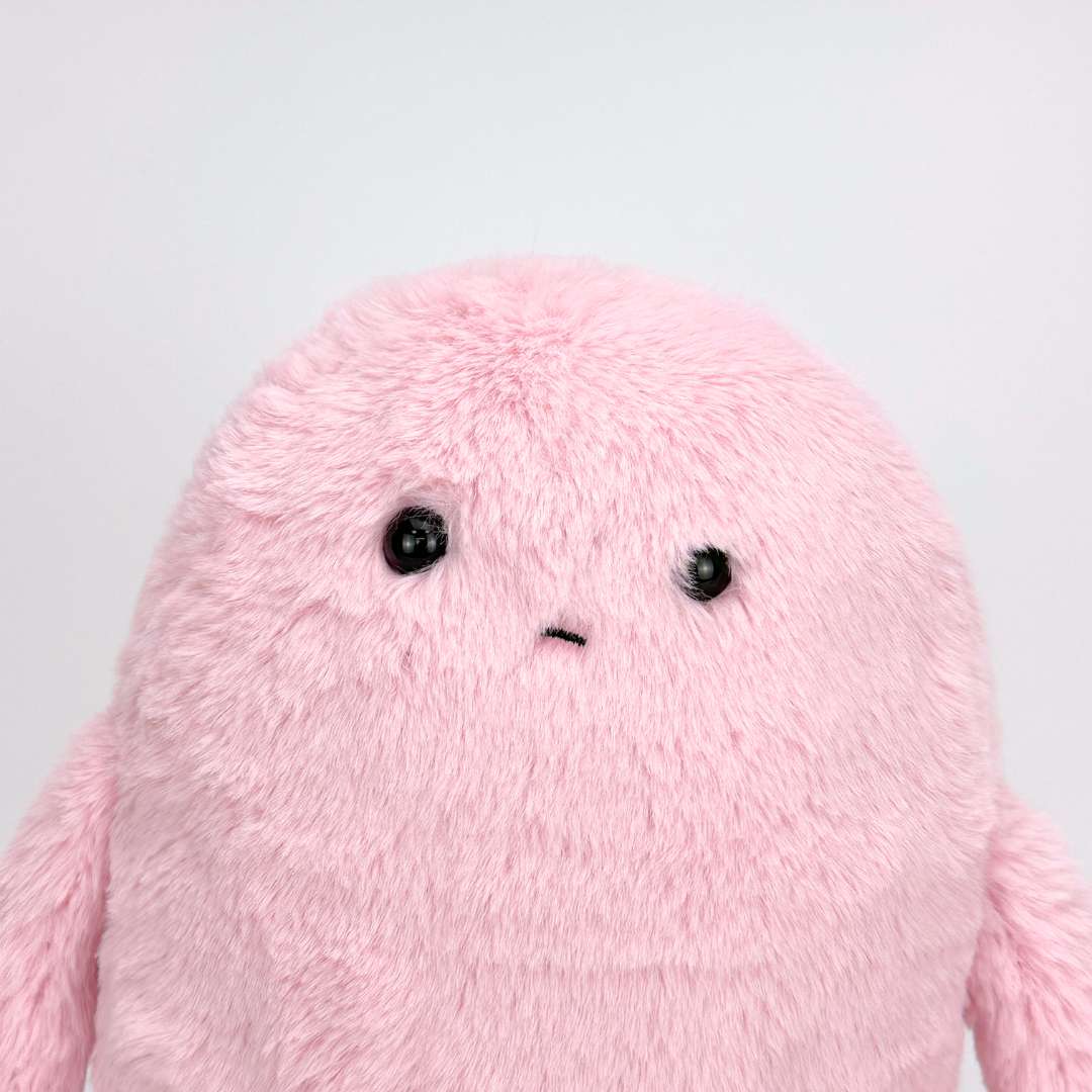 ゴス風ピンクイエティぬいぐるみ