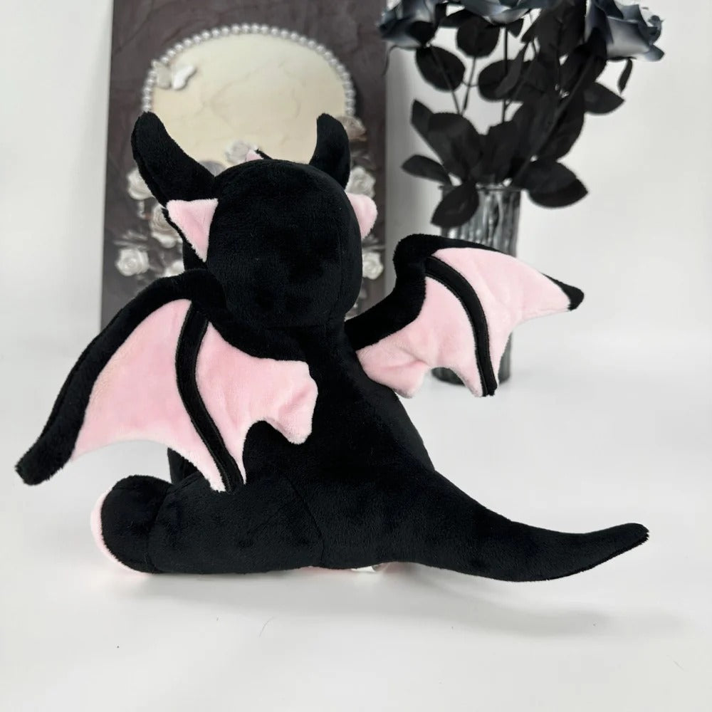 ゴス ブラック＆ピンク ベビードラゴンぬいぐるみ