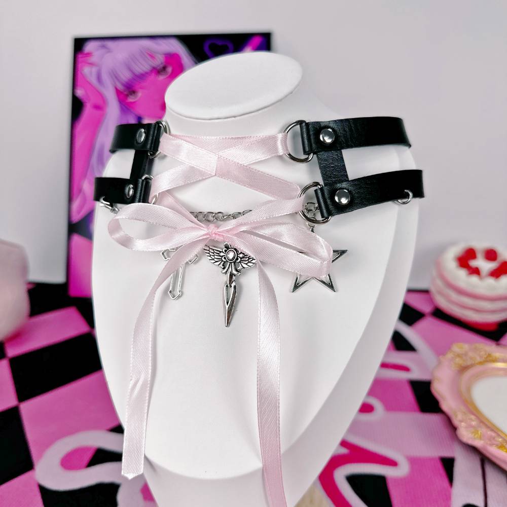 甘辛MIX 編み上げ ピンクリボン ブラックレザーチョーカー