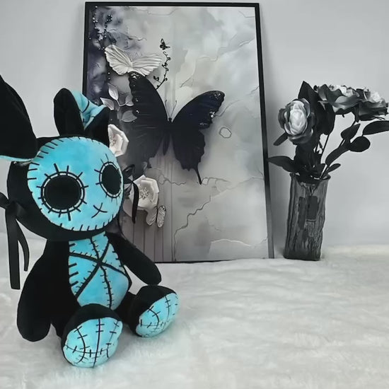 ゴス・ブードゥー・ブルーバニーぬいぐるみ
