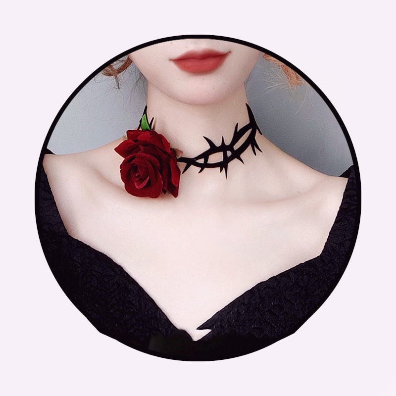 棘デザイン黒 赤薔薇 チョーカー